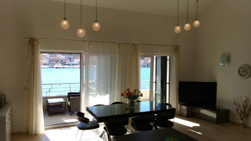 Apartments Svjetlana Trogir Quarto foto